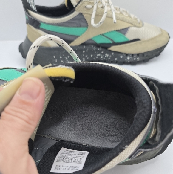 Reebok | Classic Leather Legacy 'Splatter Paint' utility beige sneakers WMS 7.5 - Picture 7 of 13